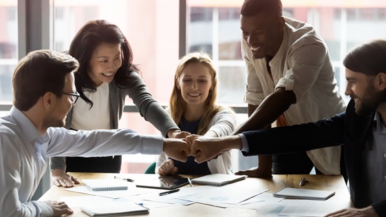Cross-Cultural Communications in International Education CO34